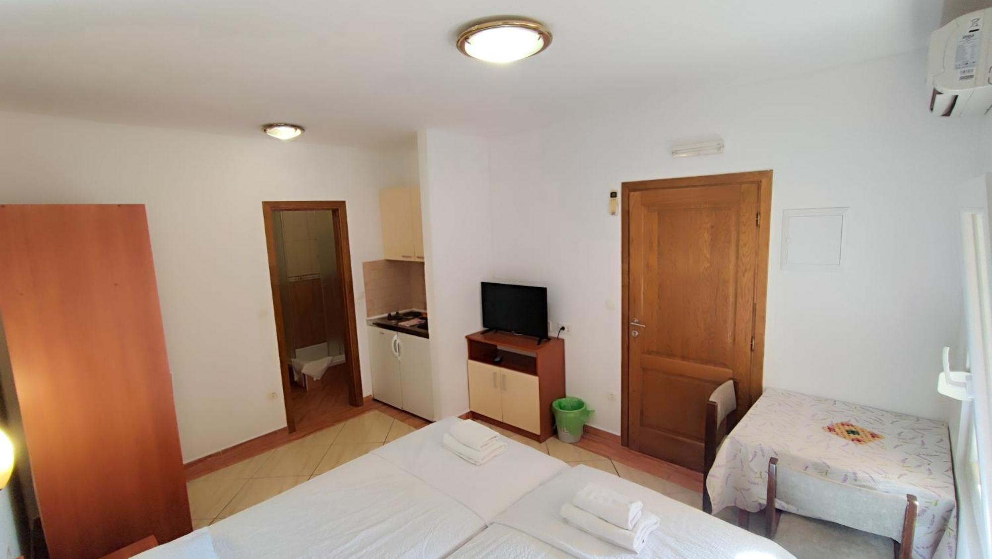 Villa Penava, Private Beach, Pool And 7Min To Trogir Zimmer foto
