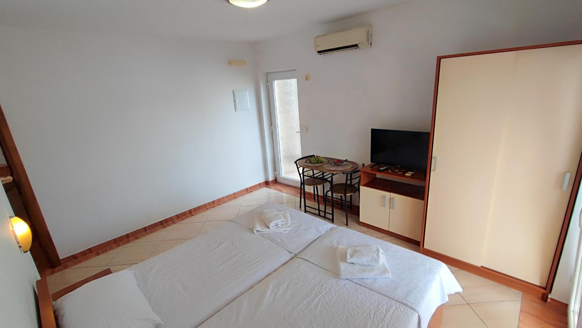 Villa Penava, Private Beach, Pool And 7Min To Trogir Zimmer foto